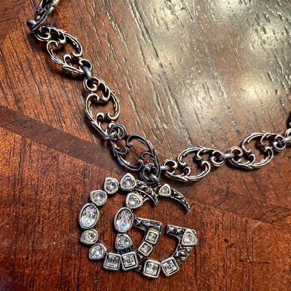 NWT/B~GUCCI~GG Marmont Crystal Aged Silver Necklace - Picture 2 of 9